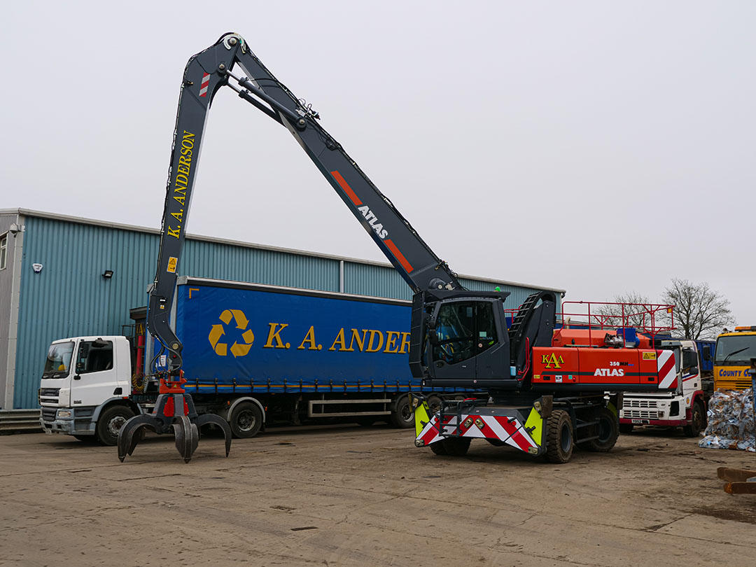 atlas 350MH material handler with KA Anderson truck