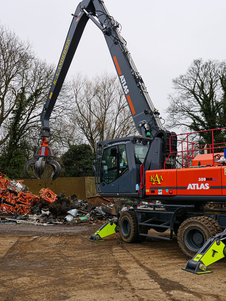 Atlas 350MH material handler